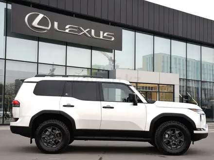 Lexus GX 550 Overtrail 2025 года за 60 596 900 тг. в Шымкент – фото 17