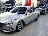 Hyundai Elantra 2022 годаүшін12 600 000 тг. в Экибастуз – фото 2