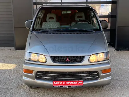 Mitsubishi Space Gear 1998 года за 2 300 000 тг. в Астана – фото 2