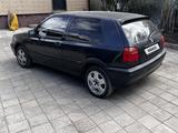 Volkswagen Golf 1993 года за 1 100 000 тг. в Караганда – фото 4