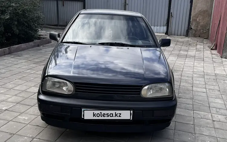 Volkswagen Golf 1993 годаүшін1 100 000 тг. в Караганда