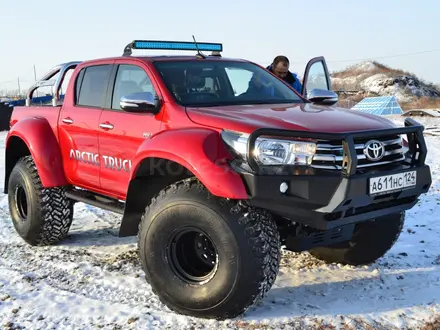 Бампер РИФ передний Toyota Hilux за 430 000 тг. в Алматы – фото 6