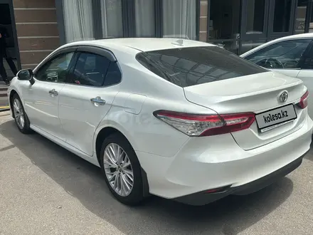 Toyota Camry 2019 года за 14 300 000 тг. в Тараз – фото 14