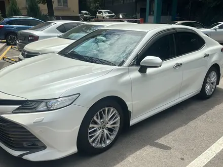 Toyota Camry 2019 года за 14 300 000 тг. в Тараз – фото 15