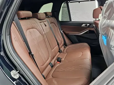 BMW X5 XDrive 40i 2026 года за 66 000 000 тг. в Алматы – фото 17