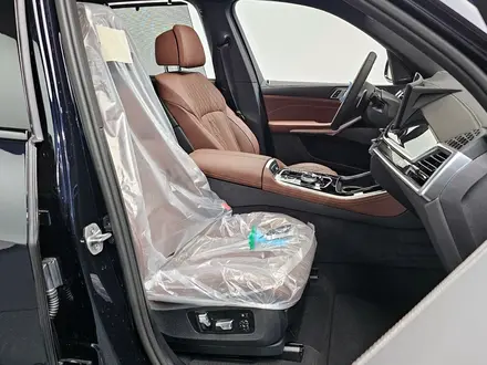 BMW X5 XDrive 40i 2026 года за 66 000 000 тг. в Алматы – фото 12