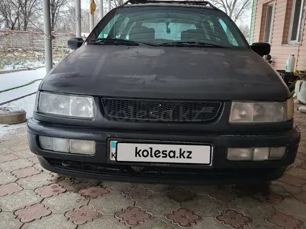 Volkswagen Passat 1994 года за 2 100 000 тг. в Алматы – фото 2