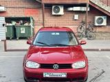 Volkswagen Golf 2000 года за 2 000 000 тг. в Астана