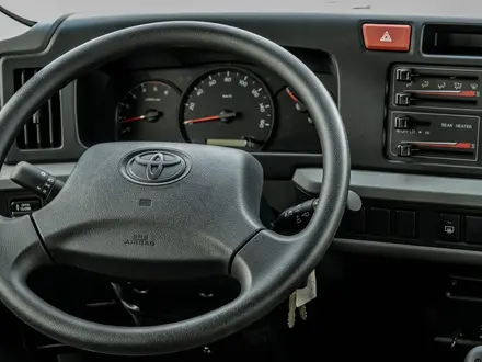 Toyota  COASTER 4,2L 2024 года за 34 800 000 тг. в Актау – фото 14