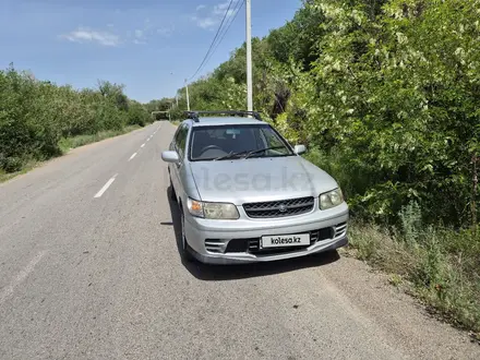 Nissan R'nessa 1998 года за 1 700 000 тг. в Алматы
