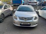 Toyota Avensis 2010 года за 6 100 000 тг. в Алматы – фото 2