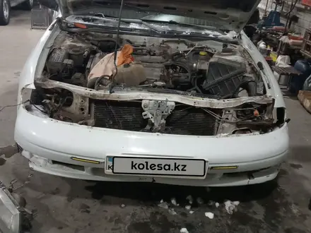 Nissan Bluebird 1998 года за 700 000 тг. в Аулиеколь – фото 2