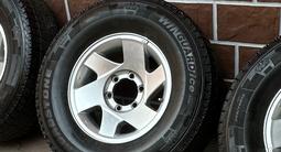 Диски оригинальные с зимней резиной за 240 000 тг. в Алматы – фото 2