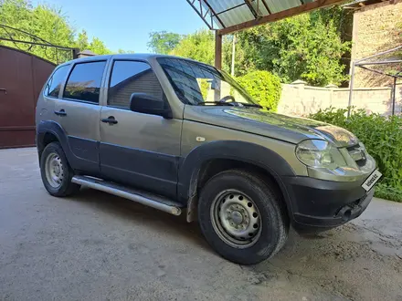 Chevrolet Niva 2014 года за 2 800 000 тг. в Шымкент – фото 3