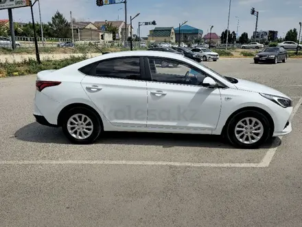 Hyundai Accent 2020 года за 7 800 000 тг. в Актобе – фото 11