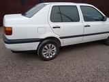 Volkswagen Vento 1995 года за 1 200 000 тг. в Караганда – фото 5