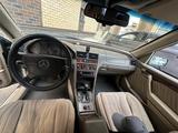 Mercedes-Benz C 220 1995 годаүшін1 200 000 тг. в Астана – фото 4