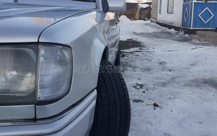 Mercedes-Benz E 200 1993 годаfor1 800 000 тг. в Балпык би