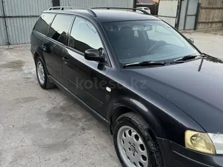 Volkswagen Passat 2000 года за 2 300 000 тг. в Сатпаев – фото 2