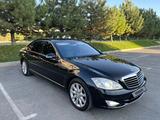 Mercedes-Benz S 500 2007 года за 10 000 000 тг. в Шымкент