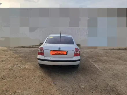 Volkswagen Passat 2001 года за 2 300 000 тг. в Уральск – фото 3