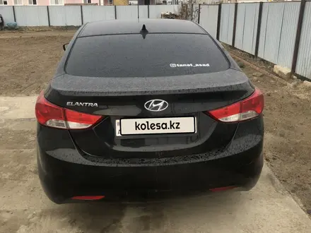 Hyundai Elantra 2013 года за 3 000 000 тг. в Атырау