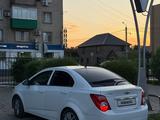 Chevrolet Aveo 2014 года за 2 850 000 тг. в Уральск – фото 4