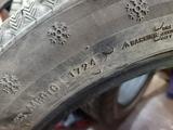 Зимная шина 215/55/R17 за 100 000 тг. в Астана