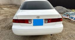 Toyota Camry 2001 годаүшін3 100 000 тг. в Кызылорда – фото 2