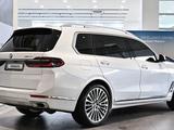 BMW X7 2023 года за 46 500 000 тг. в Алматы – фото 2