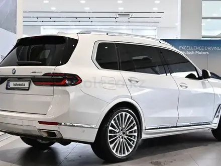 BMW X7 2023 года за 46 500 000 тг. в Алматы – фото 2