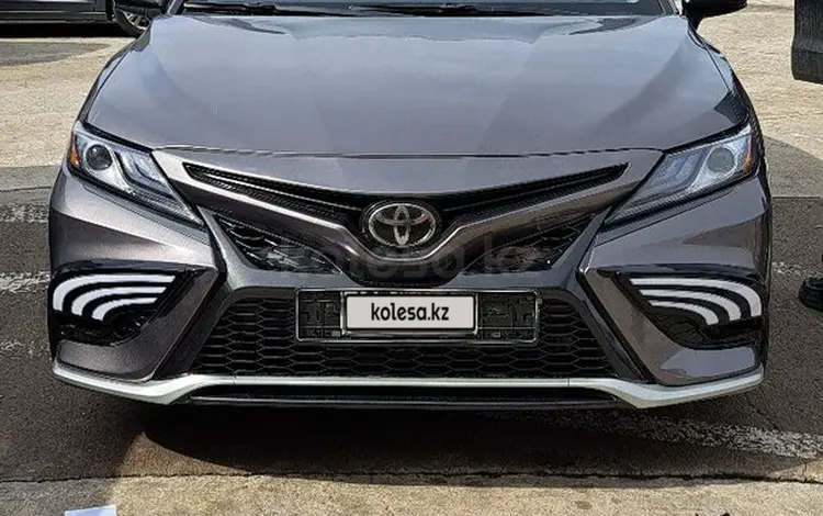 Toyota Camry 2018 годаүшін9 000 000 тг. в Актобе