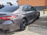 Toyota Camry 2018 годаүшін9 000 000 тг. в Актобе – фото 3