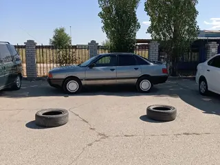 Audi 80