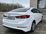 Hyundai Elantra 2017 годаfor7 800 000 тг. в Костанай – фото 4