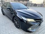 Toyota Camry 2018 года за 15 500 000 тг. в Актау