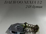 Замок капота на DAEWOO NEXIA 1/2 за 100 тг. в Актобе