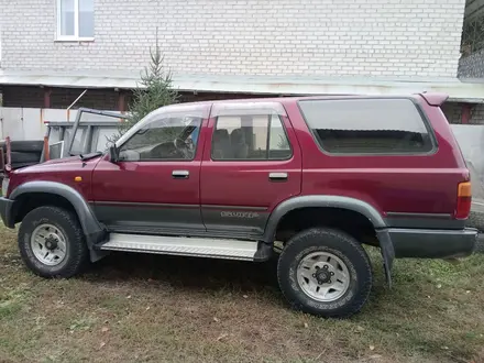 Toyota Hilux Surf 1993 года за 2 100 000 тг. в Усть-Каменогорск – фото 2