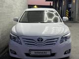 Toyota Camry 2010 года за 7 000 000 тг. в Шымкент