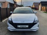 Hyundai Elantra 2023 года за 10 500 000 тг. в Усть-Каменогорск – фото 2