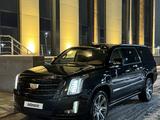 Cadillac Escalade 2016 года за 25 000 000 тг. в Алматы