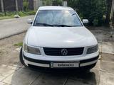 Volkswagen Passat 1997 года за 1 500 000 тг. в Тараз – фото 5