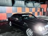 Mercedes-Benz E 420 1998 годаүшін3 800 000 тг. в Атырау – фото 2