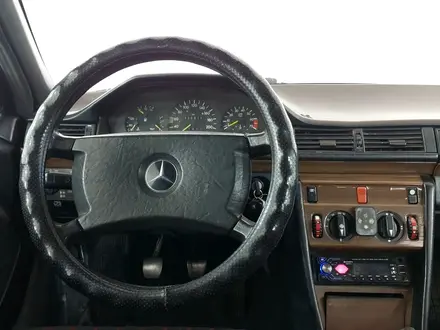 Mercedes-Benz E 200 1991 года за 1 020 000 тг. в Шымкент – фото 13
