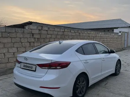 Hyundai Elantra 2018 года за 7 300 000 тг. в Актау – фото 6