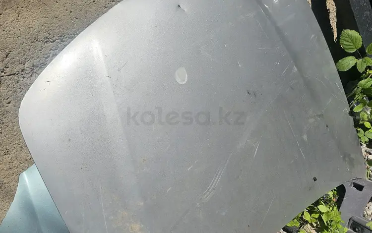 Капот за 35 000 тг. в Шымкент