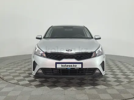 Kia Rio 2021 года за 8 490 000 тг. в Караганда – фото 2