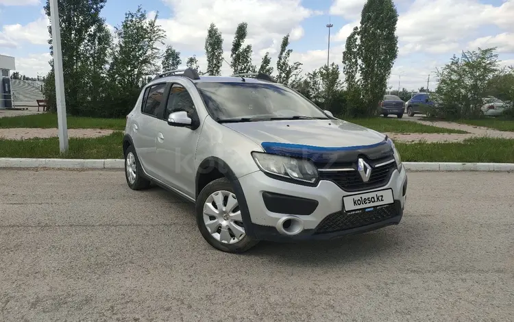Renault Sandero Stepway 2015 годаүшін3 300 000 тг. в Актобе