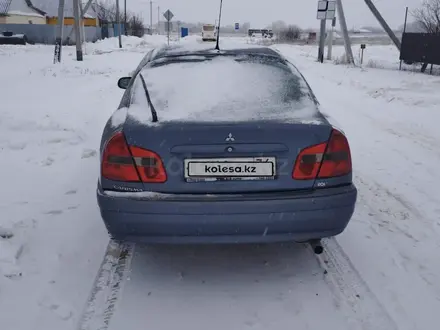 Mitsubishi Carisma 2002 года за 600 000 тг. в Уральск – фото 4