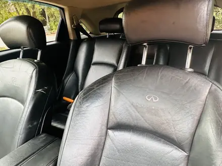 Infiniti FX35 2004 года за 3 700 000 тг. в Актобе – фото 11